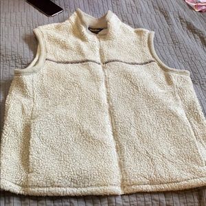 Men’s Woolrich Vest Size Medium